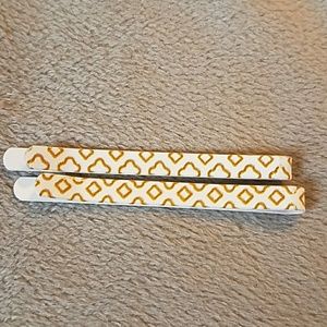 Pair of hair clips bobby pins barrettes